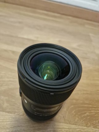 Sigma 18-35mm f/1.8 DC HSM Art