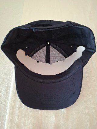 Lote de Gorras Negras y Rojas