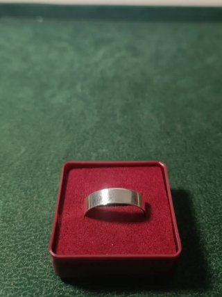 Anillo de plata