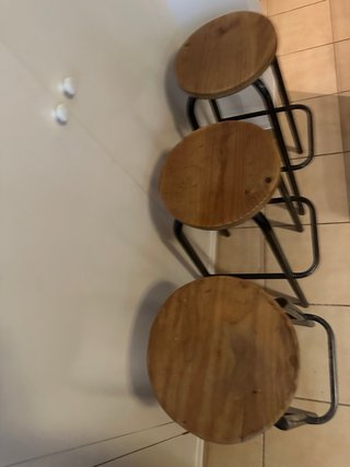 3 Taburetes Altos Vintage Madera y Metal