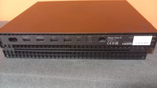 Xbox One X Nero