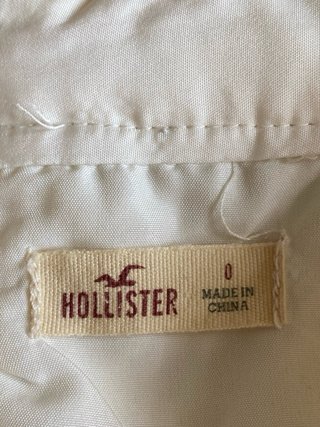 Falda Hollister encaje crema forrada T.0