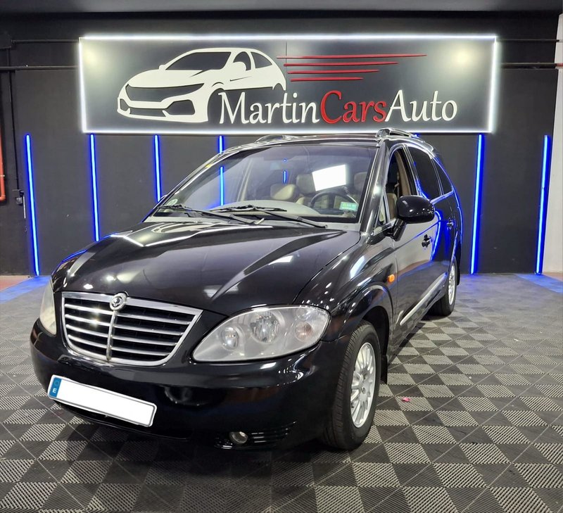 SsangYong Rodius 270 Xdi 2010