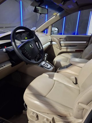 SSANGYONG RODIUS I 2.7 Xdi 165
