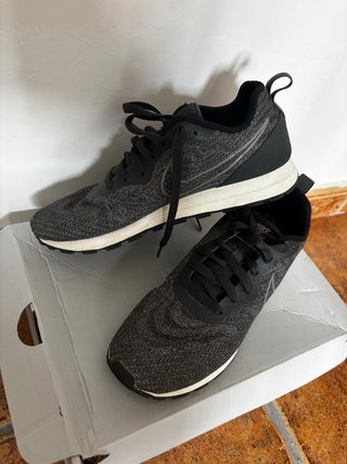 Zapatillas Nike MD Runner 2 ENG Mesh (Negro/Gris)