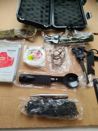 Kit de Supervivencia y Emergencia