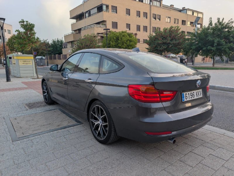 BMW Serie 3 2014 - foto 1