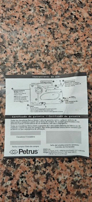Clavadora Petrus 330 Top (con maletín y grapas)