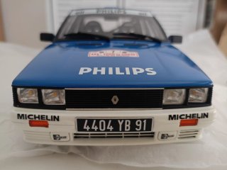 RENAULT 11 TURBO GR.A (1986) scal  1/18 Ottomobile