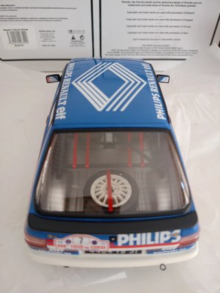 RENAULT 11 TURBO GR.A (1986) scal  1/18 Ottomobile