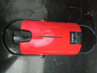 Cafetera Nespresso Roja