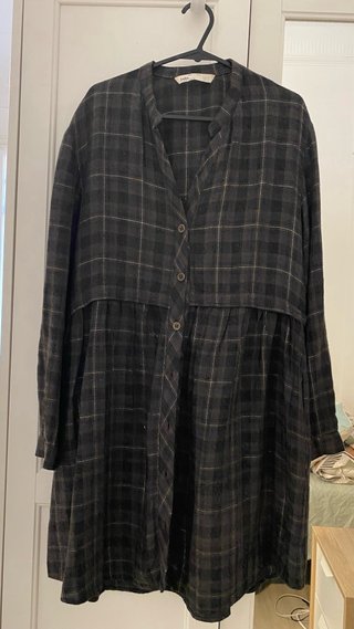 Vestido corto cuadros Zara
