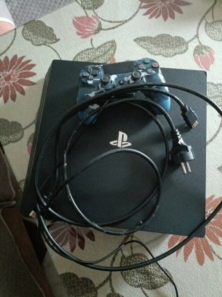 PS4 Pro (PlayStation 4 Pro) Nera