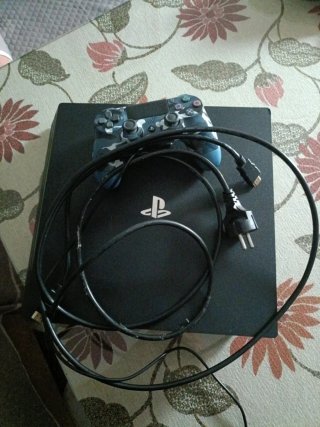 PS4 Pro (PlayStation 4 Pro) Nera