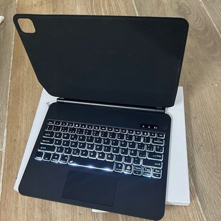 WAVATA Magic Keyboard iPad Air 13 M3 + metapen A8