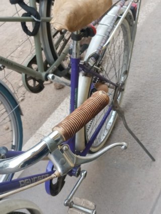 Bicicleta Peugeot Morada
