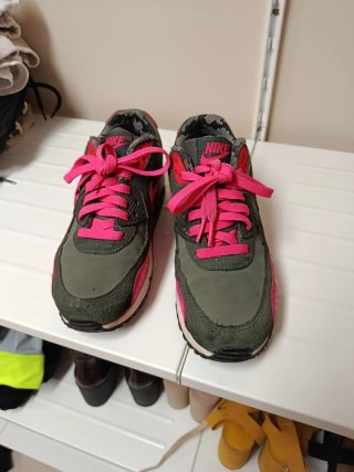 Nike Air Max Verde y Rosa