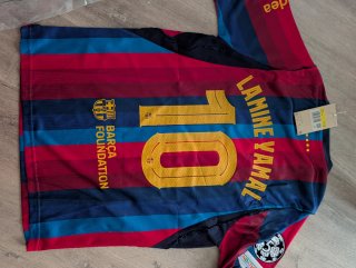 Camiseta FC Barcelona Lamine Yamal Talla S NUEVA
