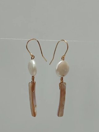 Pendientes Perlas Barrocas y Abulón Dorados