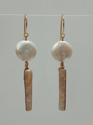 Pendientes Perlas Barrocas y Abulón Dorados