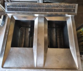 Freidora industrial 2 senos 18L