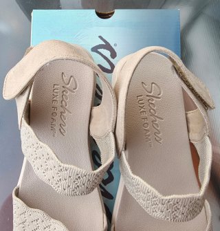 Sandalias Skechers Beige Verano