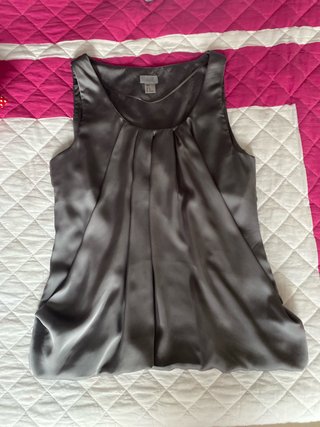 Blusa H&M gris satinada Talla L