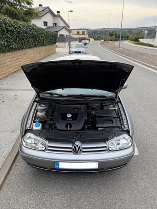Volkswagen Golf 2003