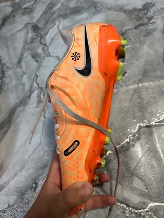 Botas de fútbol Nike Tiempo Naranja Talla 42,5