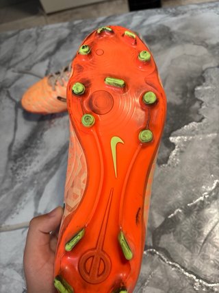 Botas de fútbol Nike Tiempo Naranja Talla 42,5