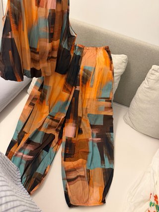 Conjunto italiano naranja y turquesa
