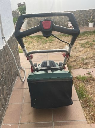 Cortacésped Parkside Eléctrico y corta filo