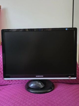 Ordenador PC, Monitor, Teclado, Ratón y Altavoces