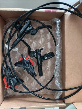 Frenos Shimano Deore M6100