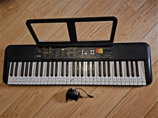 Teclado Yamaha PSR-FS2