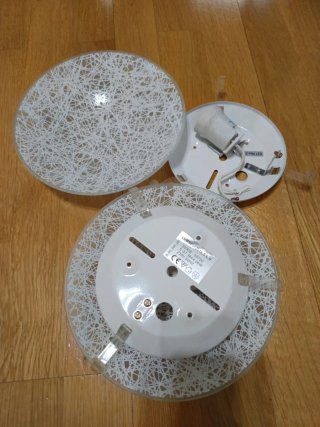 Pareja de plafones de cristal y base metálica