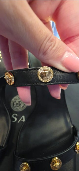 Versace Sandalias de piel Medusa T.36 Nuevas