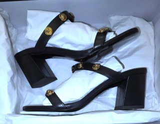 Versace Sandalias de piel Medusa T.36 Nuevas