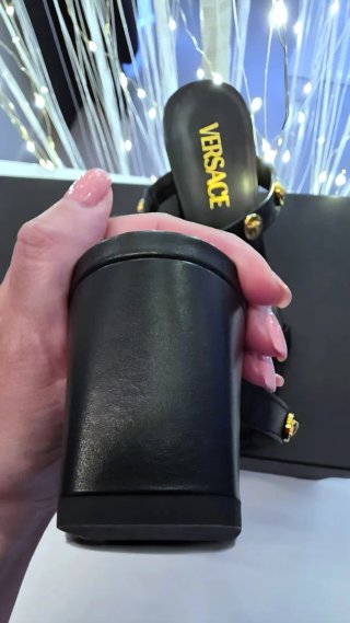 Versace Sandalias de piel Medusa T.36 Nuevas