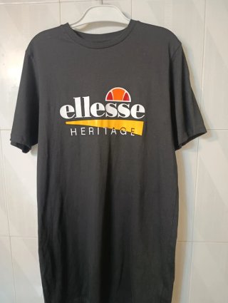 Camiseta Ellesse Heritage diseño retro R902