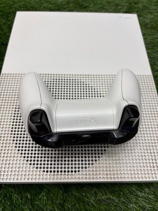 Xbox One S 500Gb + Controller + 23 giochi + cavi