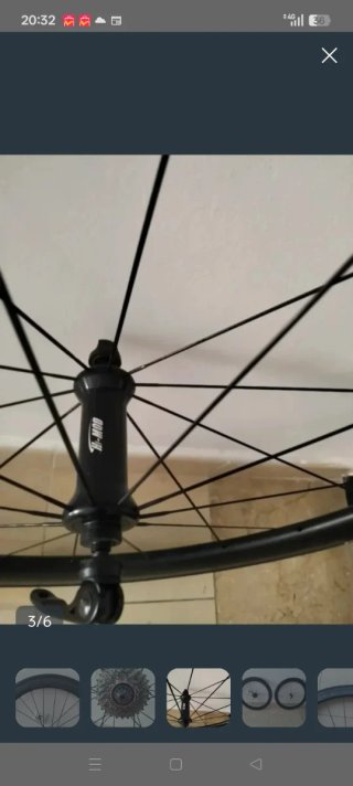 Ruote in carbonio per bicicletta da strada
