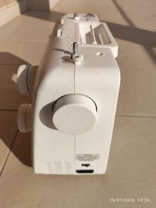 Máquina de Coser SilverCrest SNM 33 B1
