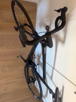 Bicicleta de carretera BMC ROAD MACHINE 02