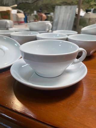 Juego de Pocillos de Cafetería Blancos
