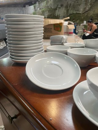 Juego de Pocillos de Cafetería Blancos