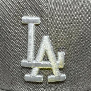 Gorra New Era 59Fifty Los Angeles Dodgers Gris 7¾