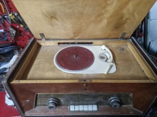 Radio Tocadiscos Antigua