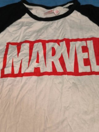 Camiseta Raglán Marvel Oficial Béisbol