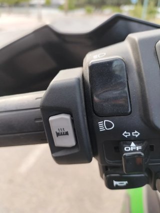 Kawasaki Versys 650 2024 Negra/Verde